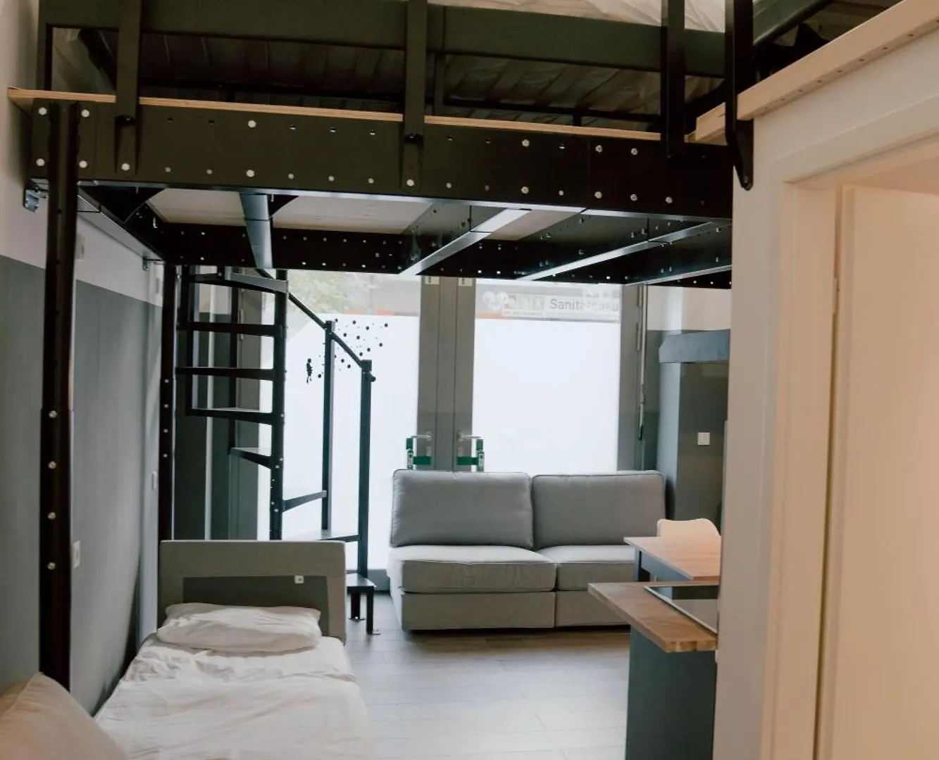 12 Monkeys Apartments برلين